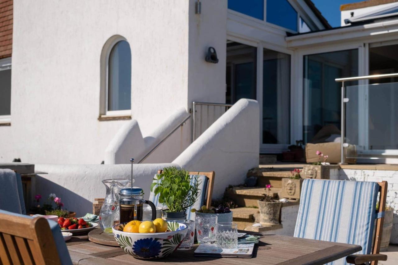 Needles Point Villa Milford on Sea Exterior photo