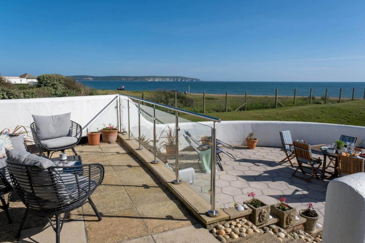 Needles Point Villa Milford on Sea Exterior photo