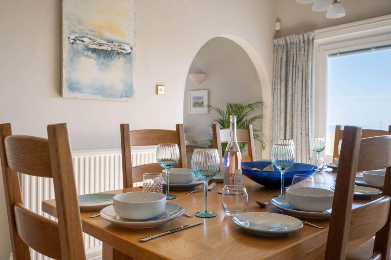 Needles Point Villa Milford on Sea Exterior photo
