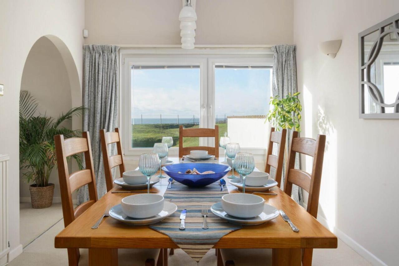 Needles Point Villa Milford on Sea Exterior photo